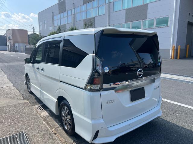 セレナ e-パワー ハイウェイスターV 純正9型ナビ 後席モニター 全周囲カメラ プロパイロット 衝突軽減 両側電動スライドドア 禁煙車 インテリジェントルームミラー LEDヘッド リアオートエアコン パーキングアシスト 純正エアロ(9枚目)