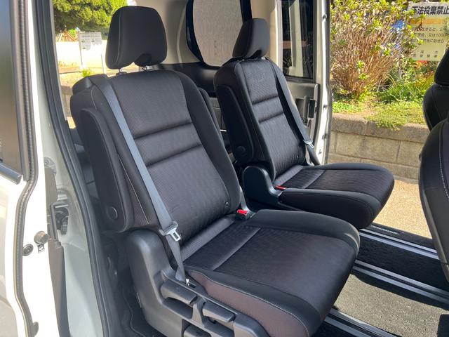 セレナ e-パワー ハイウェイスターV 純正9型ナビ 後席モニター 全周囲カメラ プロパイロット 衝突軽減 両側電動スライドドア 禁煙車 インテリジェントルームミラー LEDヘッド リアオートエアコン パーキングアシスト 純正エアロ(24枚目)