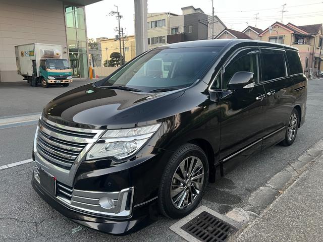 エルグランド ライダー 黒本革シート ライダー・黒革シート・シートヒーター・フリップダウンモニター・パワーバックドア・アラウンドビューモニター・クルーズコントロール・エアロ・両側パワースライドドア・(6枚目)