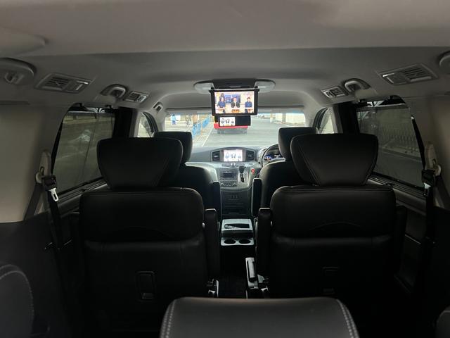 エルグランド ライダー 黒本革シート ライダー・黒革シート・シートヒーター・フリップダウンモニター・パワーバックドア・アラウンドビューモニター・クルーズコントロール・エアロ・両側パワースライドドア・(24枚目)