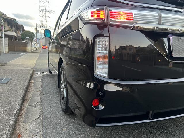 エルグランド ライダー 黒本革シート ライダー・黒革シート・シートヒーター・フリップダウンモニター・パワーバックドア・アラウンドビューモニター・クルーズコントロール・エアロ・両側パワースライドドア・(28枚目)