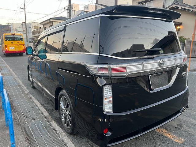 エルグランド ライダー 黒本革シート ライダー・黒革シート・シートヒーター・フリップダウンモニター・パワーバックドア・アラウンドビューモニター・クルーズコントロール・エアロ・両側パワースライドドア・(47枚目)