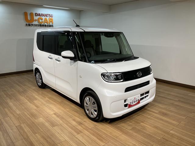 人気カラーのシャイニングホワイトパールのタント！ナビやドラレコ、バックカメラなど装備が揃った１台です♪