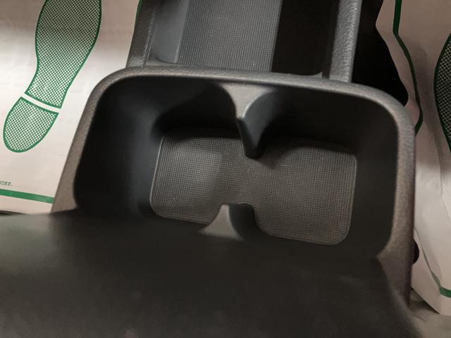 キャリイトラック KCエアコン・パワステ 1年間距離無制限まごころ保証付き/車検整備受渡し/走行1.4万キロ/2WD/オートマチック/エアコン/パワーステアリング/AM/FMラジオ/(19枚目)