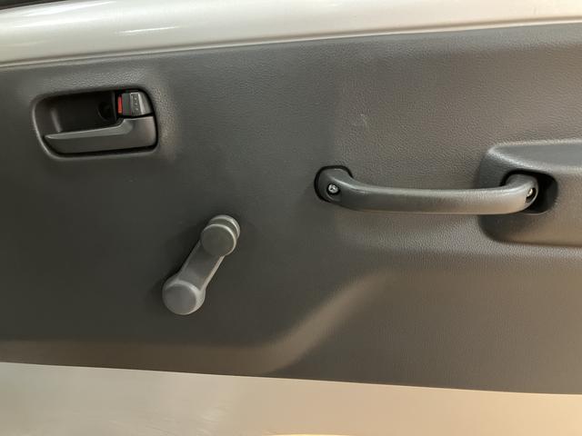 キャリイトラック KCエアコン・パワステ 1年間距離無制限まごころ保証付き/車検整備受渡し/走行1.4万キロ/2WD/オートマチック/エアコン/パワーステアリング/AM/FMラジオ/(24枚目)