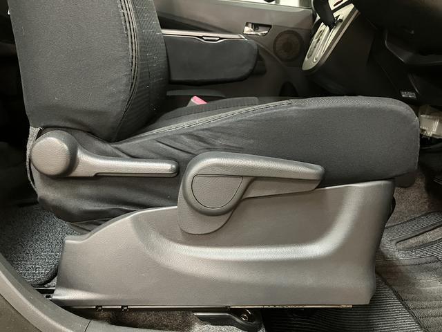 ムーヴ カスタム X ダイハツ認定中古車 1年間距離無制限保証/ディスチャージヘッドランプ/ダイハツ正規ディーラー/オートエアコン/プッシュボタンスタート/純正アルミホイール/キーフリーシステム/アイドリングストップ(24枚目)