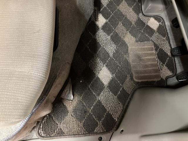 大阪ダイハツ販売（株）Ｕ−ＣＡＲ八尾　０７２−９９０−２９９０までご連絡お待ちしております☆　お気軽にお問い合わせください！