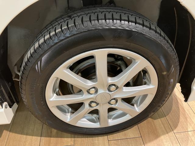 ムーヴ カスタム　Ｘリミテッド　ナビゲーション（ワンセグ対応）　バックカメラ　ディスチャージヘッドライト　キーフリーシステム　プッシュスタート　ダイハツ認定中古車　１年間走行距離無制限保証（10枚目）