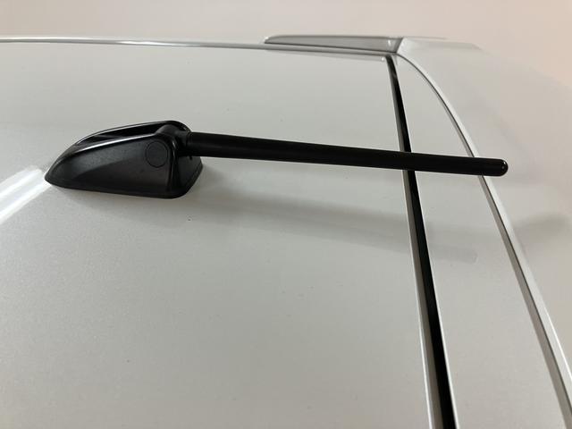 ムーヴ カスタム　Ｘリミテッド　ナビゲーション（ワンセグ対応）　バックカメラ　ディスチャージヘッドライト　キーフリーシステム　プッシュスタート　ダイハツ認定中古車　１年間走行距離無制限保証（39枚目）