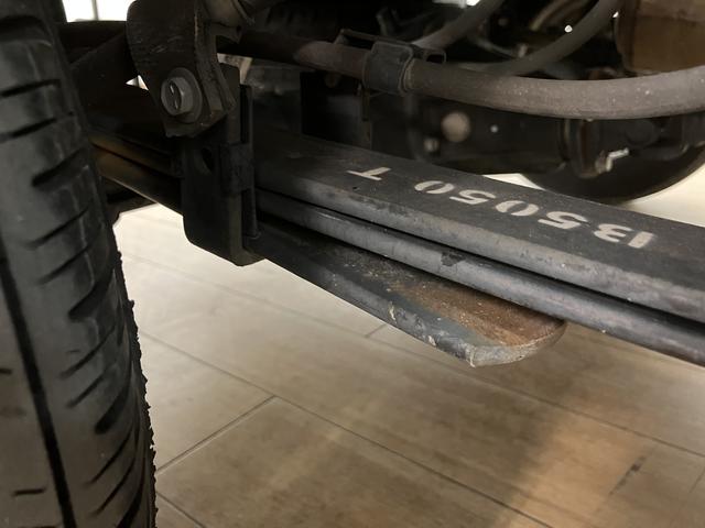 ハイゼットトラック スタンダードＳＡＩＩＩｔ　１年間距離無制限保証／４速オートマチック／衝突軽減ブレーキ／ダイハツ認定中古車／エアコン／パワーステアリング／ＡＭ／ＦＭラジオ／車検整備付き（31枚目）