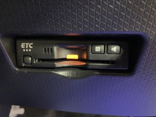 タント ファンクロスターボ　１０インチナビ／全方位カメラ／ドラレコ　１０インチナビ　全方位カメラ　ナビ連動型前後ドライブレコーダー　ＥＴＣ車載器　ターボ　ＬＥＤヘッドライト　両側電動スライドドア　オーバーヘッドコンソール　シートヒーター　プッシュスタート　認定中古車（8枚目）