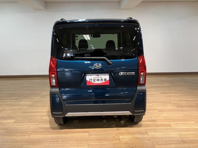 タント ファンクロスターボ　１０インチナビ／全方位カメラ／ドラレコ　１０インチナビ　全方位カメラ　ナビ連動型前後ドライブレコーダー　ＥＴＣ車載器　ターボ　ＬＥＤヘッドライト　両側電動スライドドア　オーバーヘッドコンソール　シートヒーター　プッシュスタート　認定中古車（32枚目）