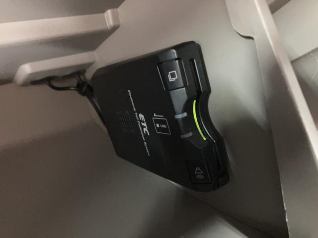 タント Ｘ　ダイハツ認定中古車　１年間走行距離無制限保証　ＣＤチューナー　ＥＴＣ車載器　電動スライドドア　オートエアコン　キーフリーシステム　スペアタイヤ　車検整備付き　１年間走行距離無制限保証　ダイハツ認定中古車（6枚目）