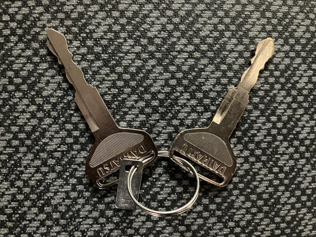 ハイゼットカーゴ スペシャル　ナビゲーション（Ｂｌｕｅｔｏｏｔｈ対応）　ＥＴＣ車載器　エアコン　パワーステアリング　４速オートマチック　ハイルーフ　１年間走行距離無制限保証　車検整備付き（22枚目）