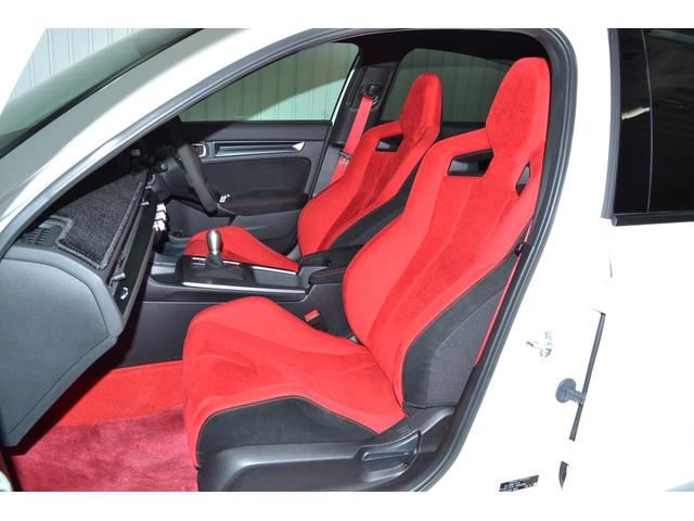 シビック タイプＲ　タイプＲ（４名）　ワンオーナー　禁煙車　ターボ　６速ミッション　純正前後ドライブレコーダー　純正フロアマット　ＥＴＣ２．０　スマートキー２個　プッシュスタート　バケットシート　純正ブレンボブレーキ（50枚目）