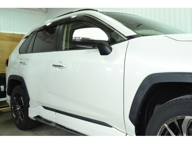 RAV4 G 4WD モデリスタエアロ デジタルインナーミラー ハンドルヒーター シートヒーター 社外18インチアルミ 純正アルミスタッドレスセット 純正9インチナビ バックカメラ ETC ワンオーナー 禁煙車(4枚目)