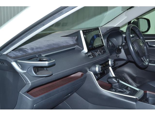 RAV4 G 4WD モデリスタエアロ デジタルインナーミラー ハンドルヒーター シートヒーター 社外18インチアルミ 純正アルミスタッドレスセット 純正9インチナビ バックカメラ ETC ワンオーナー 禁煙車(23枚目)