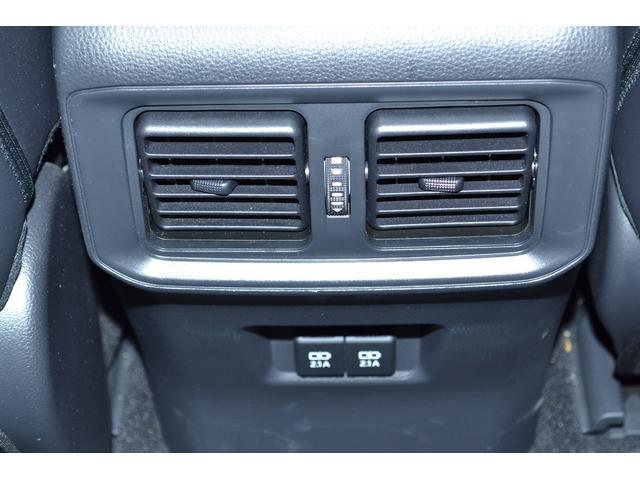 RAV4 G 4WD モデリスタエアロ デジタルインナーミラー ハンドルヒーター シートヒーター 社外18インチアルミ 純正アルミスタッドレスセット 純正9インチナビ バックカメラ ETC ワンオーナー 禁煙車(46枚目)