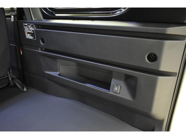 アトレー RS 4WD/CVT/HARDCARGOコンプリートカー/届出済未使用車/ブラック(30枚目)