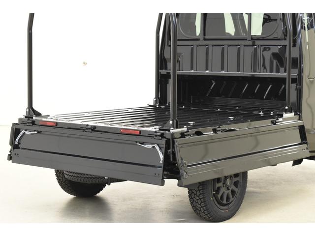 ハイゼットトラック 4WD/CVT/HARDCARGO/職人使用/届出済未使用車ブラック(13枚目)