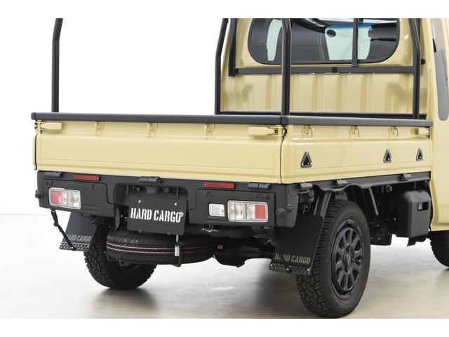 ハイゼットトラック ジャンボエクストラ MT/4WD/HARDCARGOコンプリートカー/ランクル70ベージュ&ラプター塗装/届出済未使用車(12枚目)