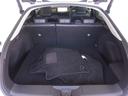 開口部の広いラゲージスペースは、大きな荷物もラクラク積み込めます。