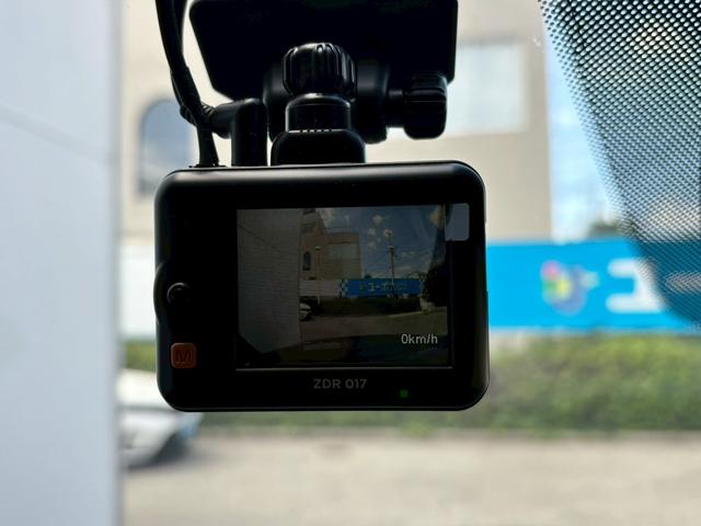 ＣＸ－８ ２５Ｓ　プロアクティブ　禁煙　メーカーナビＴＶ　全周囲モニター　フリップダウンモニター　ＢＯＳＥサウンド　ＨＵＤ　ＢＳＭ　スマートキー２個　衝突軽減　レーダークルーズ　レーンキープ　パワーバックドア　シートヒーター（25枚目）