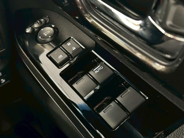 Ｎ－ＢＯＸカスタム Ｇ・Ｌターボホンダセンシング　★禁煙★純正７インチナビ★ワンセグＴＶ★Ｂカメラ★Ｂｌｕｅｔｏｏｔｈ★両側パワースライドドア★衝突軽減★レーンキーピング★レーダークルーズ★パドルシフト★コンビシート★スマートキー２個★ＬＥＤ★ＥＴＣ（32枚目）