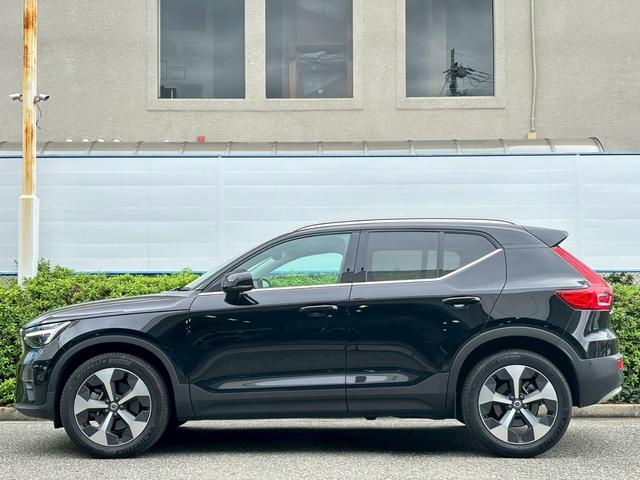 ＸＣ４０ アルティメット　Ｂ４　ＡＷＤ　禁煙★ナビ★全周囲カメラ★ハーマンカードン★パノラマサンルーフ★黒革シート★シートヒーター★パワーバックドア★スマートキー２個★レーダークルーズ★レーンキープ★ＢＳＭ★ＬＥＤ★置くだけ充電★ドラレコ（12枚目）