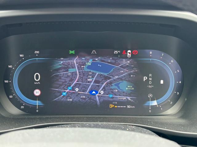 ＸＣ４０ アルティメット　Ｂ４　ＡＷＤ　禁煙★ナビ★全周囲カメラ★ハーマンカードン★パノラマサンルーフ★黒革シート★シートヒーター★パワーバックドア★スマートキー２個★レーダークルーズ★レーンキープ★ＢＳＭ★ＬＥＤ★置くだけ充電★ドラレコ（30枚目）