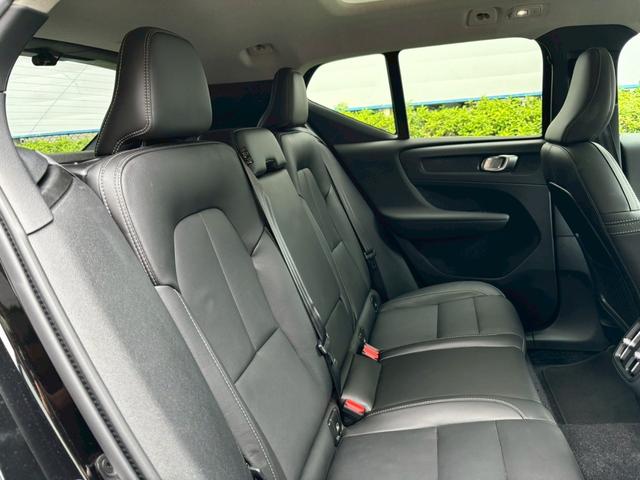 ＸＣ４０ アルティメット　Ｂ４　ＡＷＤ　禁煙★ナビ★全周囲カメラ★ハーマンカードン★パノラマサンルーフ★黒革シート★シートヒーター★パワーバックドア★スマートキー２個★レーダークルーズ★レーンキープ★ＢＳＭ★ＬＥＤ★置くだけ充電★ドラレコ（40枚目）