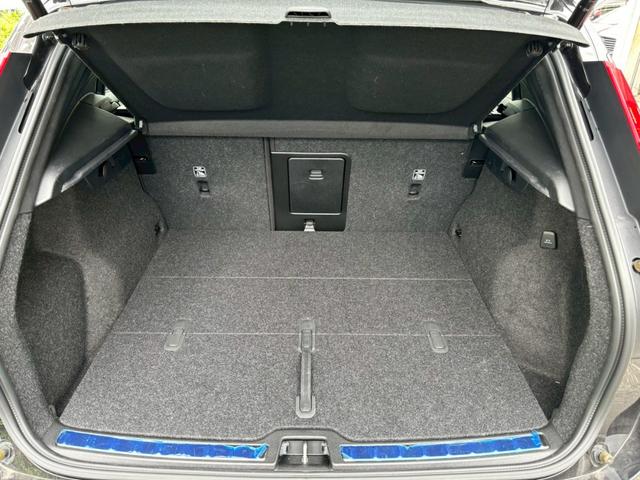 ＸＣ４０ アルティメット　Ｂ４　ＡＷＤ　禁煙★ナビ★全周囲カメラ★ハーマンカードン★パノラマサンルーフ★黒革シート★シートヒーター★パワーバックドア★スマートキー２個★レーダークルーズ★レーンキープ★ＢＳＭ★ＬＥＤ★置くだけ充電★ドラレコ（41枚目）