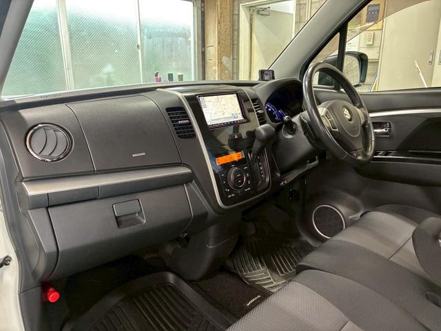ワゴンＲスティングレー Ｔ　★社外ナビ★ワンセグＴＶ★Ｂｌｕｅｔｏｏｔｈ★ＤＶＤ★前後ドラレコ★パドルシフト★ＥＴＣ★純正１４インチアルミホイール★スマートキー２個★サイドエアロ★（37枚目）