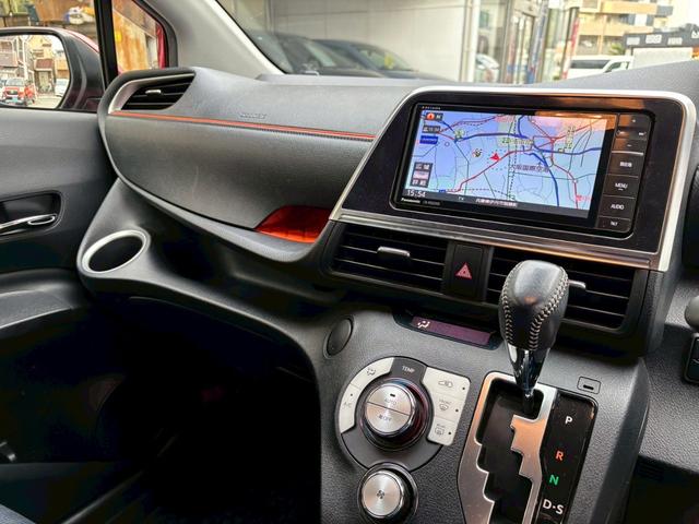 シエンタ G ★11月3入庫★禁煙★社外ナビ★フルセグTV★Bカメラ★両側パワースライドドア★衝突軽減★レーンキーピング★アイドリングストップ★ETC★Bluetooth★CD★スマートキー2個★(15枚目)