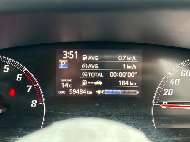 シエンタ G ★11月3入庫★禁煙★社外ナビ★フルセグTV★Bカメラ★両側パワースライドドア★衝突軽減★レーンキーピング★アイドリングストップ★ETC★Bluetooth★CD★スマートキー2個★(30枚目)