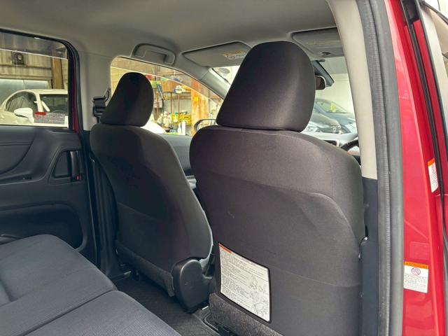 シエンタ G ★11月3入庫★禁煙★社外ナビ★フルセグTV★Bカメラ★両側パワースライドドア★衝突軽減★レーンキーピング★アイドリングストップ★ETC★Bluetooth★CD★スマートキー2個★(33枚目)