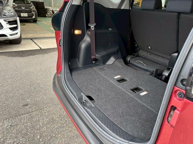 シエンタ G ★11月3入庫★禁煙★社外ナビ★フルセグTV★Bカメラ★両側パワースライドドア★衝突軽減★レーンキーピング★アイドリングストップ★ETC★Bluetooth★CD★スマートキー2個★(39枚目)