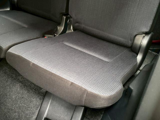 シエンタ G ★11月3入庫★禁煙★社外ナビ★フルセグTV★Bカメラ★両側パワースライドドア★衝突軽減★レーンキーピング★アイドリングストップ★ETC★Bluetooth★CD★スマートキー2個★(48枚目)