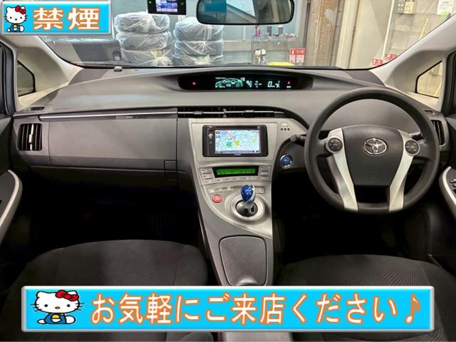 プリウス L 禁煙 社外ナビ ETC 社外18インチアルミホイール ユーザー様買取車両 内外装クリーニング済み(5枚目)