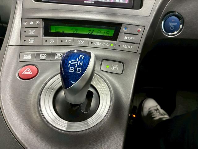 プリウス L 禁煙 社外ナビ ETC 社外18インチアルミホイール ユーザー様買取車両 内外装クリーニング済み(20枚目)