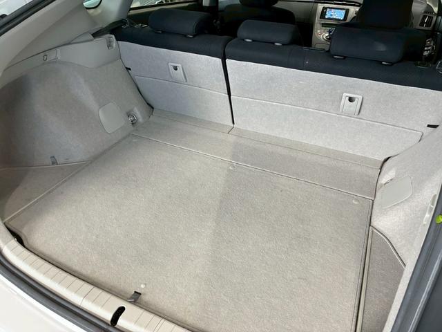 プリウス L 禁煙 社外ナビ ETC 社外18インチアルミホイール ユーザー様買取車両 内外装クリーニング済み(27枚目)