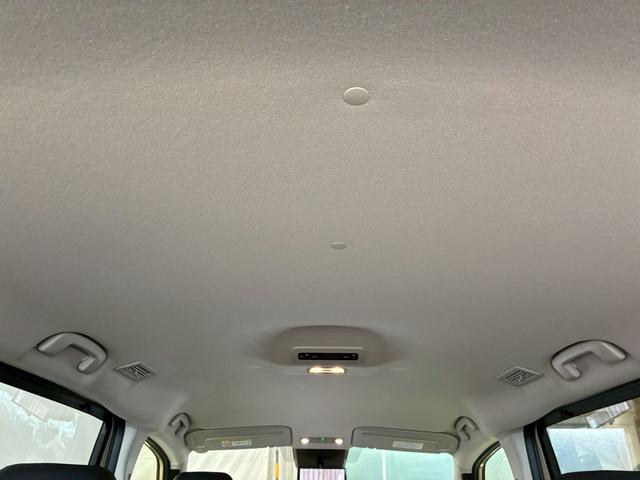 セレナ ＸＶ　禁煙・コネクトナビＴＶ・プロパイロット・アラウンドビュー・防水シート・両側パワースライドドア・ワイアレス充電・インテリジェントルームミラー・ＢＳＭ・パドルシフト・Ｂｌｕｅｔｏｏｔｈ・スマートキー２個（31枚目）