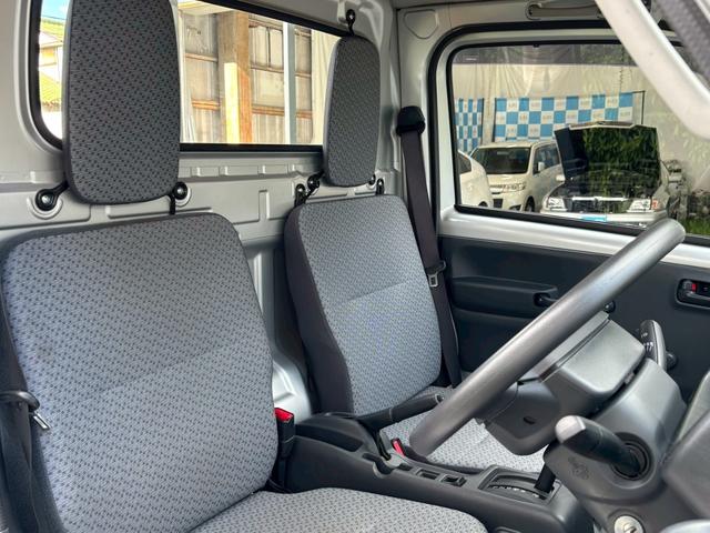 キャリイトラック ＫＣエアコン・パワステセーフティサポート装着車　禁煙　衝突軽減　レーンキーピング　アイドリングストップ　ドラレコ　荷台コンパネ　カギ２本　ユーザー様買取車両　内外装クリーニング済み（16枚目）