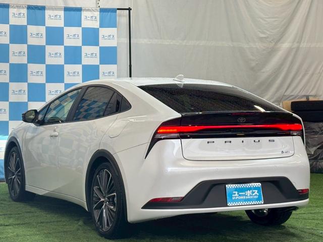 プリウス G 禁煙・8インチディスプレイオーディオ・全周囲カメラ・フルセグTV・セーフティセンス・レーダークルーズ・レーンキープ・BSM・LEDライト・シートヒーター・前後ドラレコ・ワンオーナー・スマートキー2個(7枚目)