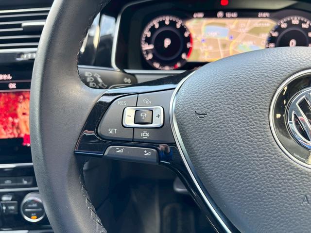 ゴルフ ＴＳＩハイライン　マイスター　禁煙・９．２インチディスカバープロナビ・フルセグＴＶ・Ｒカメラ・黒革シート・レーダークルーズ・ＢＳＭ・パワーシート・シートヒーター・スマートキー・ＥＴＣ・ドラレコ（22枚目）