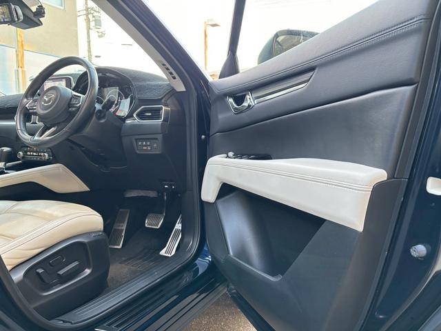 ＣＸ－５ ２５Ｓ　Ｌパッケージ　禁煙　ナビ・フルセグＴＶ・全周囲カメラ・白革シート・ＤＶＤ／ＣＤ・アドバンストシティブレーキ・ＢＳＭ・パワーバックドア・シートヒーター・スマートキー・ショートチェンジ後（14枚目）