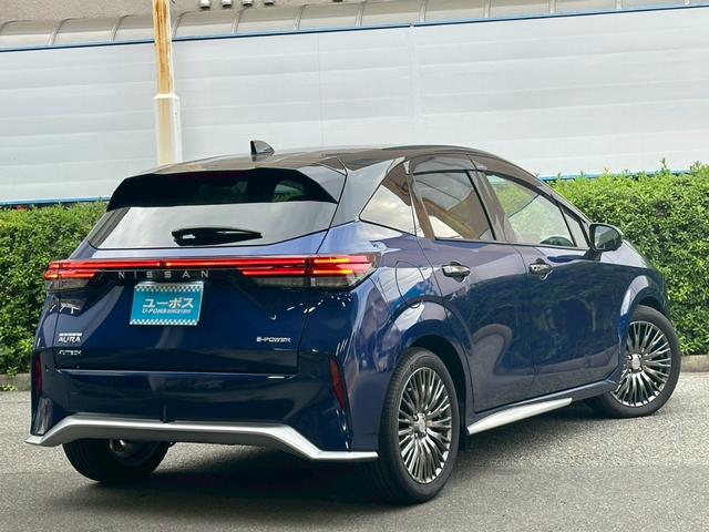 オーラ オーテック　禁煙・９インチコネクトナビ・ＢＯＳＥ・プロパイロット・全周囲カメラ・フルセグＴＶ・黒革シート・デジタルインナーミラー・シートヒーター・ＢＳＭ・ＬＥＤライト・寒冷地（9枚目）