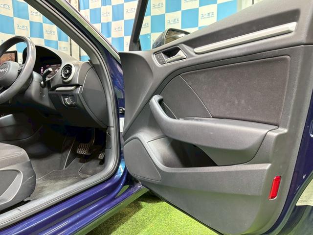 Ａ３ スポーツバック３０ＴＦＳＩ　禁煙★メーカーナビ★フルセグＴＶ★Ｂカメラ★スマーキー２個★レーダークルーズ★バーチャルコックピット★ＥＴＣ（15枚目）