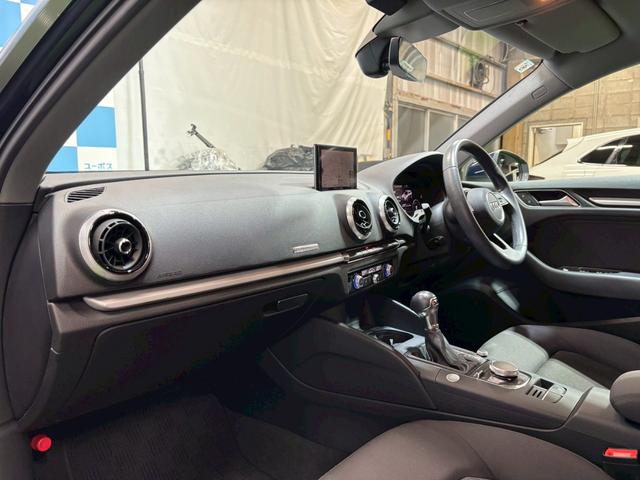 Ａ３ スポーツバック３０ＴＦＳＩ　禁煙★メーカーナビ★フルセグＴＶ★Ｂカメラ★スマーキー２個★レーダークルーズ★バーチャルコックピット★ＥＴＣ（26枚目）