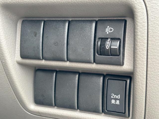 安心の総額表示♪総額表示でご購入できます♪（兵庫県以外は県外登録費用・陸送費用がかかります。）詳しくはスタッフまで♪ユーポス伊丹店０１２０−１４−１２３６☆